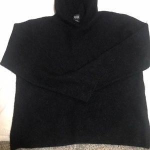 Eileen rusher long sleeve hooded sweater.